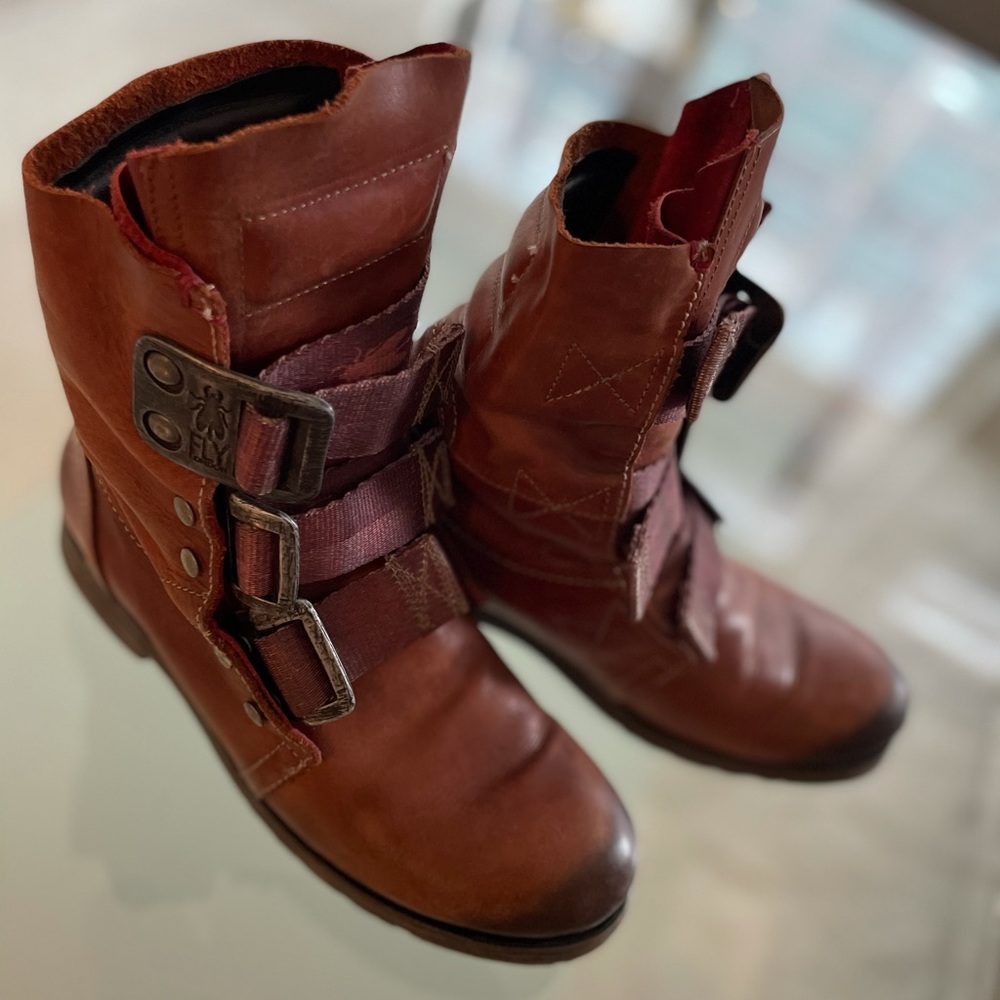 Fly Stif Rug Boots size 7